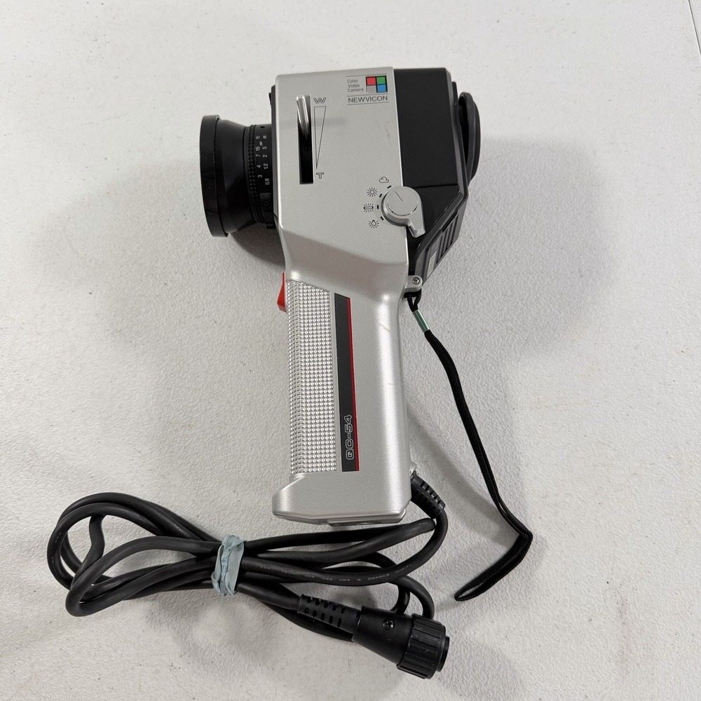Vintage Sharp QC-54 Newvicon Color Video Camera Camcorder Powers On AS IS READ